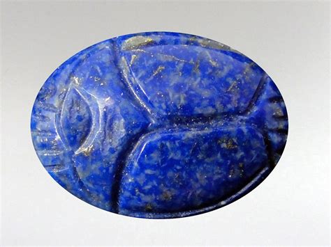 Nuba and the Whispering Scarab: Unveiling Ancient Egyptian Wisdom Through a Curious Encounter!